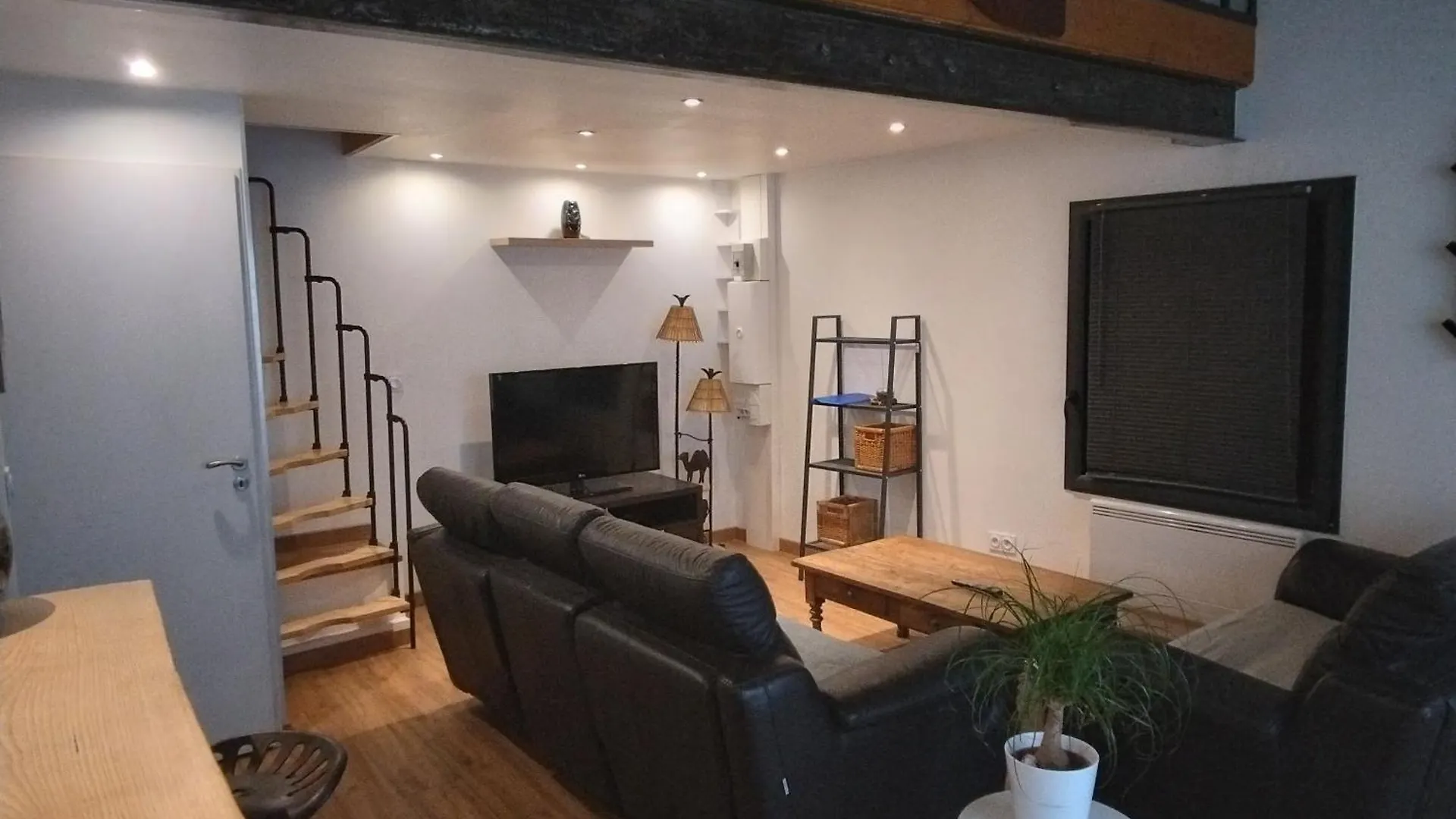 Loft Entier De La Cancette Andance 0*,  France